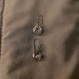 Dangling real silver and diamond earrings